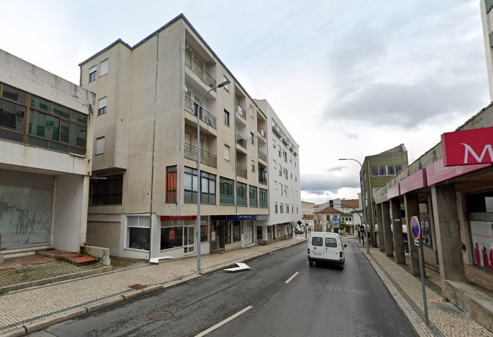 T2 Espaçoso no Centro de Macedo de Cavaleiros